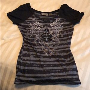 Miss Me woman’s shirt size small